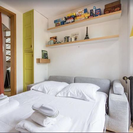 Paris Petit Appartement Lumineux Et Atypique Exterior photo
