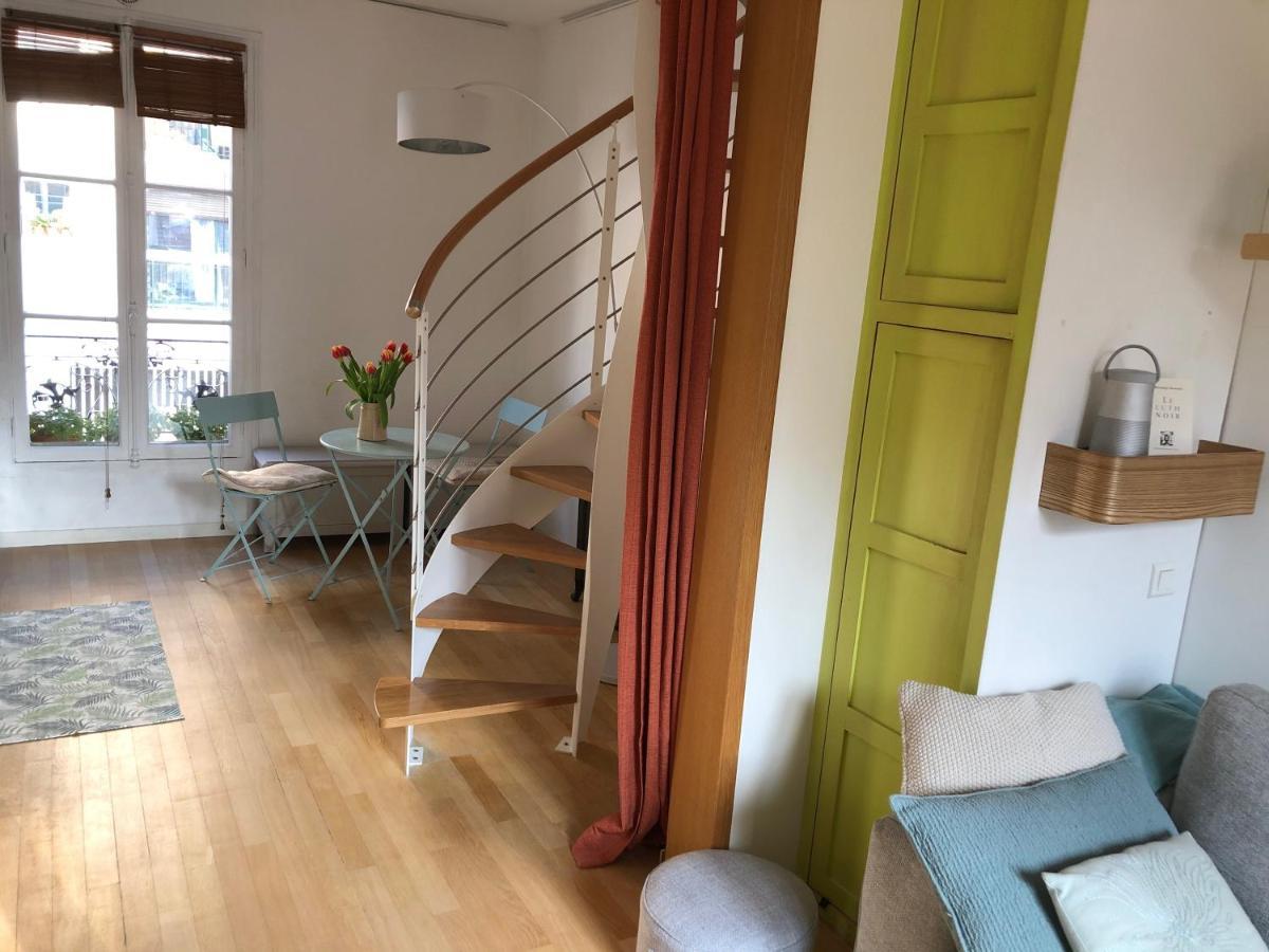 Paris Petit Appartement Lumineux Et Atypique Exterior photo